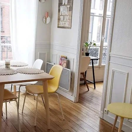 Authentic Parisien -paris Historique/metro Apartment